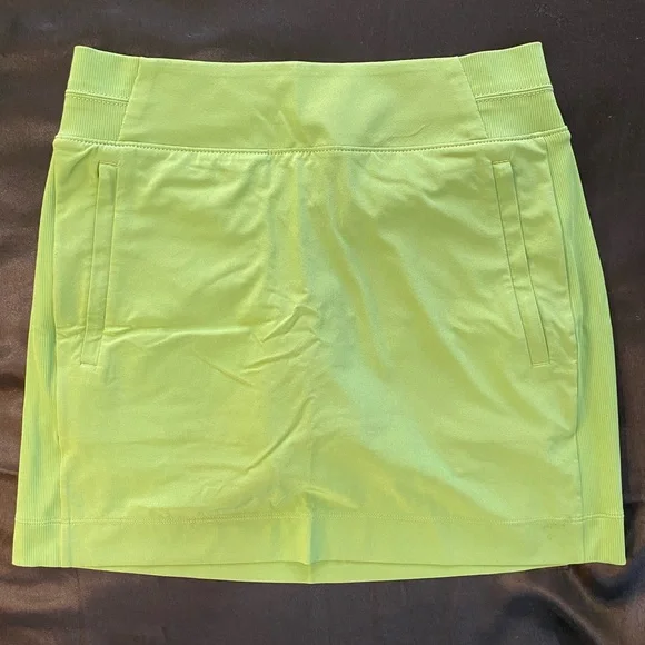 Athleta Skort W/Pockets Green Size 4 New Never Worn No Tags - Picture 6 of 12